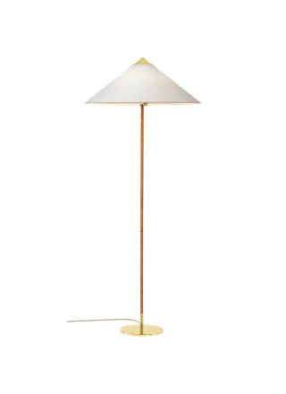 9602 Floor Lamp de GUBI en Canvas, Brass, EU – photo du produit 4 sur 4