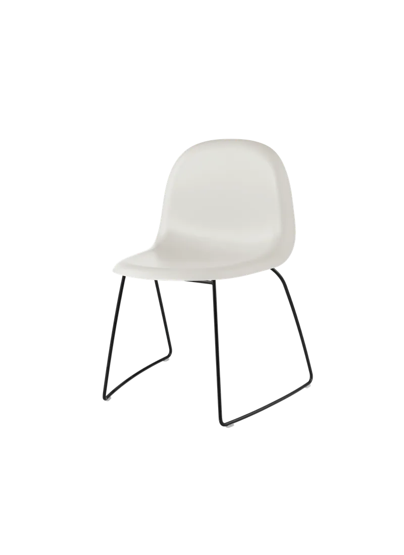 GUBI 3D Dining Chair, Stackable & Un-upholstered by GUBI in Alabaster White, Matt Black, Sledge base – product photo