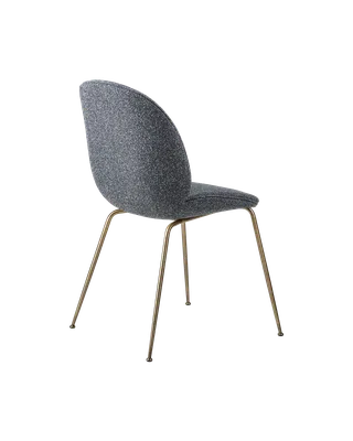 Beetle Dining Chair, Fully Upholstered van GUBI in Around Bouclé, Dedar (023, Standard), Conic base, Antique Brass – productfoto 4 van 5
