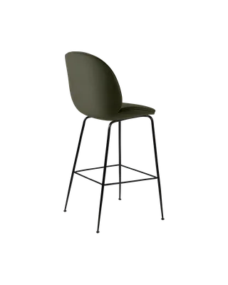 Beetle Bar Chair, Fully Upholstered de GUBI en Sunday, Dedar (018, Standard), Matt Black, Conic base – photo du produit 2 sur 4