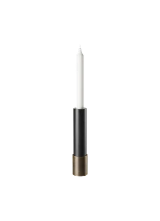 Candlestick van GUBI in H20 cm, Blackened Steel, Antique Brass – productfoto 1 van 2