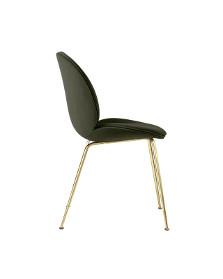 Beetle Dining Chair, Fully Upholstered van GUBI in Sunday, Dedar (018, Standard), Conic base, Brass Semi Matt – productfoto 3 van 5
