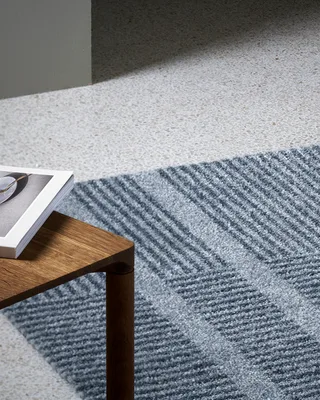 Løype Cloudy Grey de Heymat en 60 × 85, Cloudy Grey – photo d’ambiance 2 sur 3