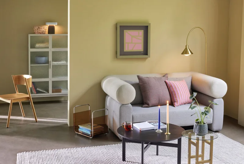 Elevate Side Table Olive van Hübsch – sfeerfoto 4 van 6