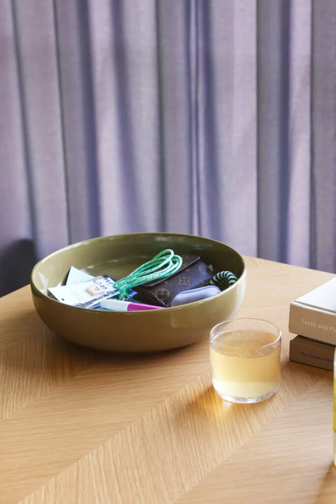Sui Drinking Glass Bubbles Clear by Hübsch – interior photo 4 of 6