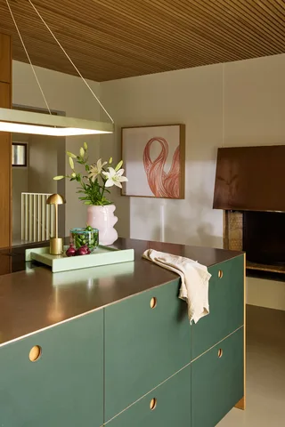 Less Tray Green by Hübsch – interior photo 3 of 4