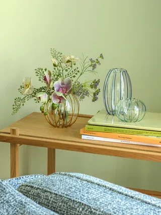 Orbit Vases Amber/Light green/Blue (set of 3) van Hübsch – sfeerfoto 2 van 6