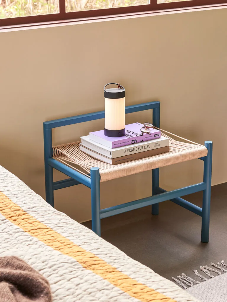 Heritage Bench Small Petrol de Hübsch – photo d’ambiance 3 sur 5