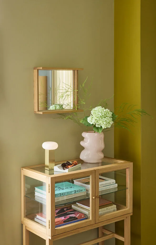 Base Mirror Natural van Hübsch – sfeerfoto 3 van 5
