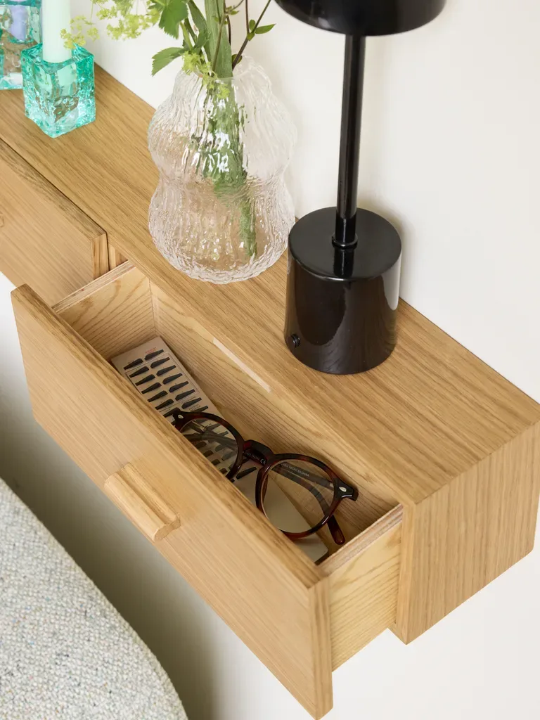 Shuno Shelf Oak van Hübsch – sfeerfoto 5 van 6