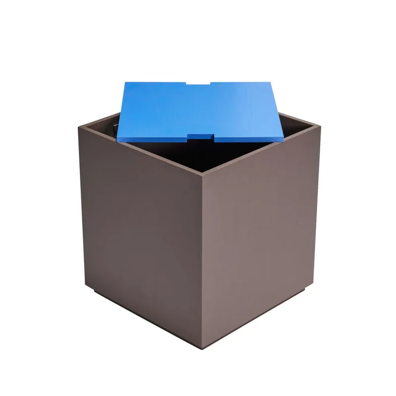 Vault Side Table/Storage Box Brown/Blue van Hübsch – productfoto 1 van 8