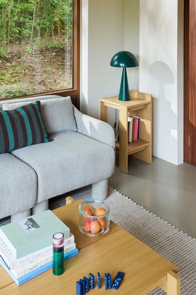 Dash Coffee Table Natural van Hübsch – sfeerfoto 4 van 5
