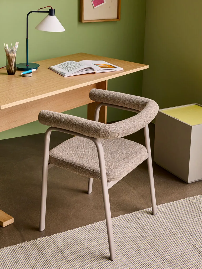 Ecto Dining Chair Sand de Hübsch – photo d’ambiance 6 sur 8