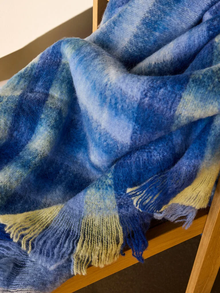 Loom Plaid Blue von Hübsch – Ambientefoto 2 von 3