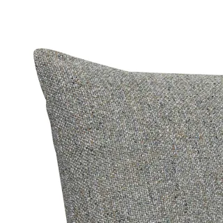 Sola Cushion Green/Grey van Hübsch – sfeerfoto 1 van 5