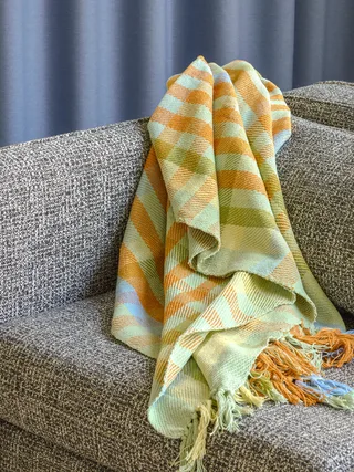 Tarta Plaid Yellow von Hübsch – Ambientefoto 1 von 3