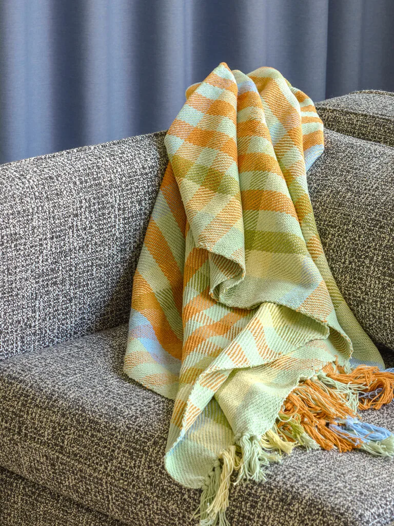 Tarta Plaid Yellow von Hübsch – Ambientefoto 1 von 3