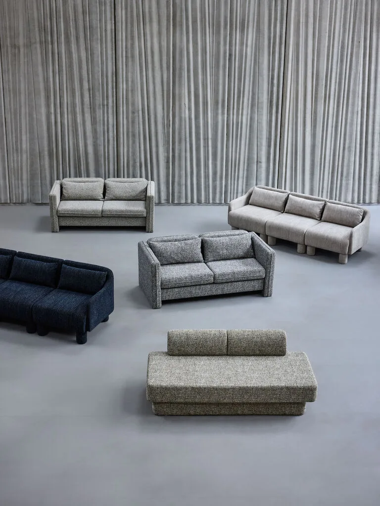 Soba Sofa Dark grey von Hübsch – Ambientefoto 7 von 8