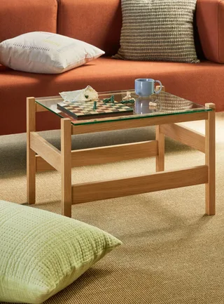 Ledge Side Table Natural de Hübsch – photo d’ambiance 3 sur 6