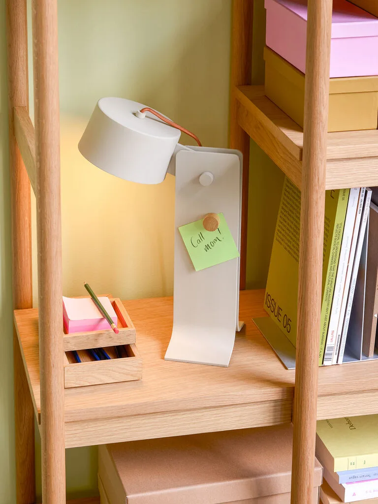 Crea Table Lamp de Hübsch – photo d’ambiance 5 sur 8