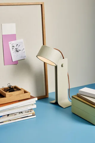 Crea Table Lamp de Hübsch – photo d’ambiance 6 sur 8