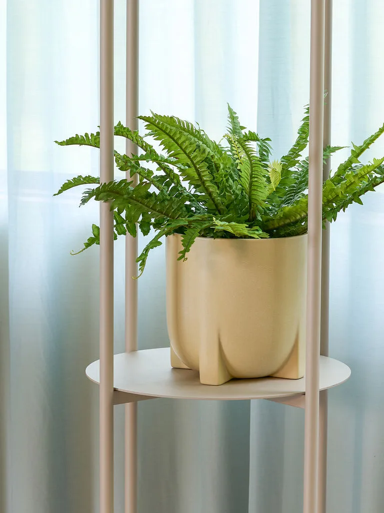 Up Pots Yellow (set of 2) de Hübsch – photo d’ambiance 5 sur 6
