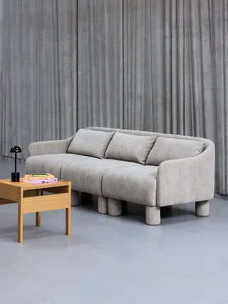 Elegance Sofa Light green de Hübsch – photo d’ambiance 8 sur 10