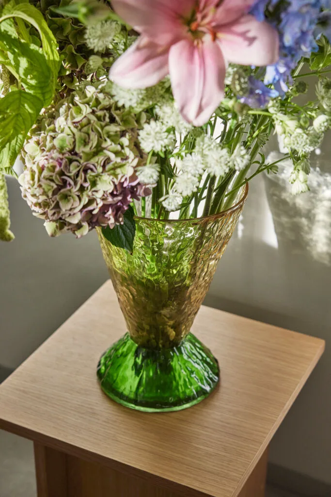 Abyss Vase Green by Hübsch – interior photo 5 of 6