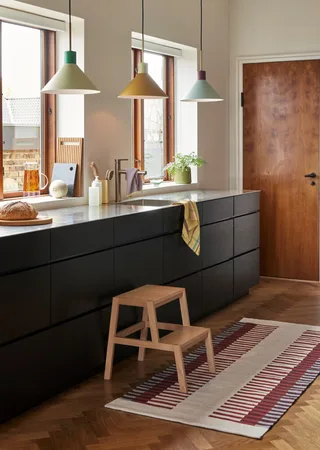 Alp Stool Natural von Hübsch – Ambientefoto 1 von 2