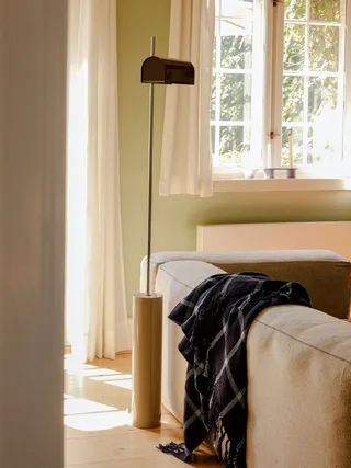 Reflector Floor Lamp Brown by Hübsch – interior photo 3 of 5