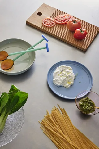 Monarch Cutting Board Natural by Hübsch – interior photo 1 of 2