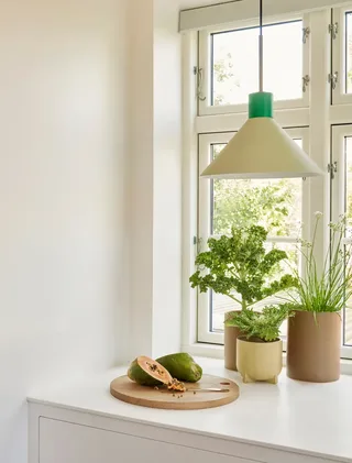 Up Pots Yellow (set of 2) de Hübsch – photo d’ambiance 2 sur 6
