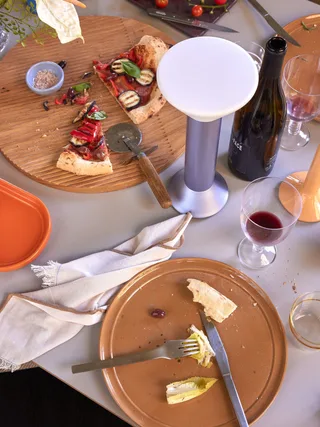 Amare Dinner Plate Brown by Hübsch – interior photo 2 of 6