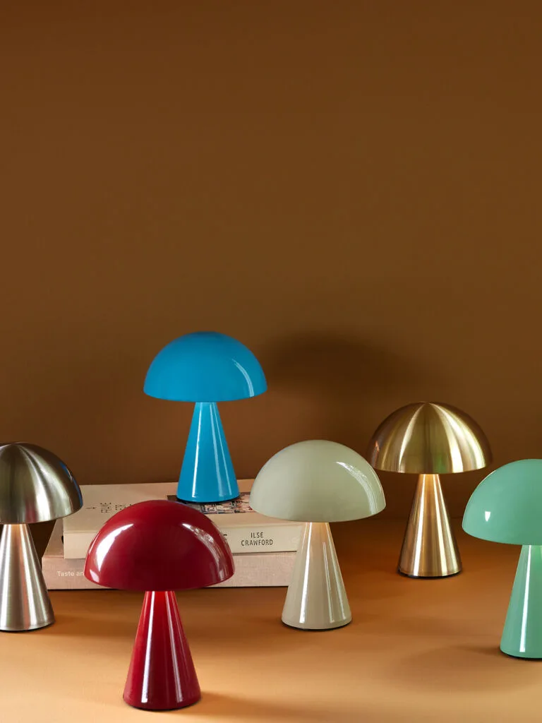 Mush Portable Lamp Green von Hübsch – Ambientefoto 5 von 6