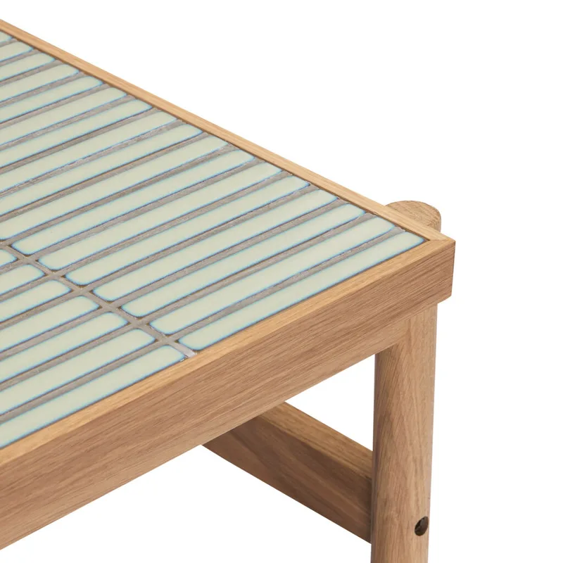 Tile Side Table Mint/Natural von Hübsch – Ambientefoto 1 von 5