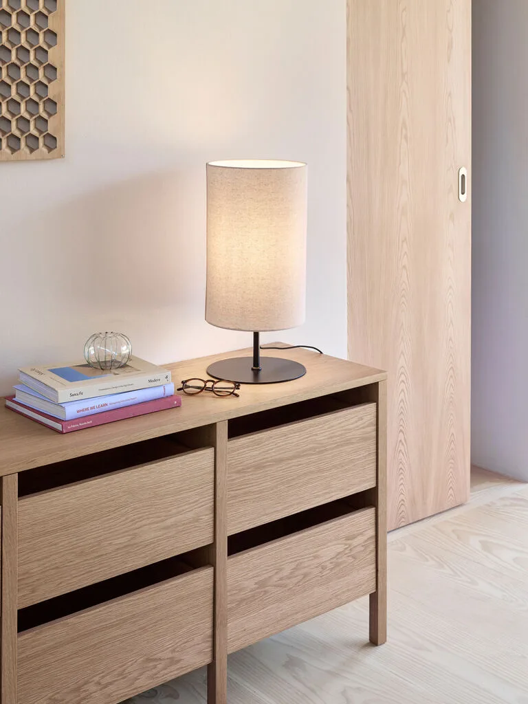 Sable Table Lamp Sand de Hübsch – photo d’ambiance 2 sur 3