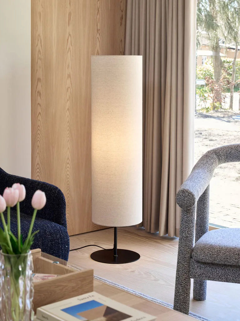 Sable Floor Lamp Sand by Hübsch – interior photo 2 of 4