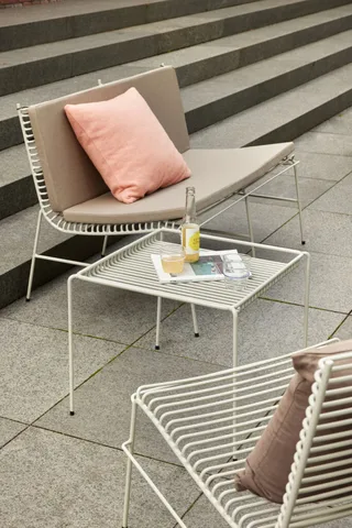 String Cushion Double Beige von Hübsch – Ambientefoto 2 von 4