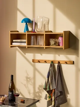 Focal Shelf Natural van Hübsch – sfeerfoto 1 van 2