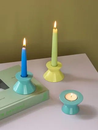 Two Candleholder Yellow de Hübsch – photo d’ambiance 2 sur 4