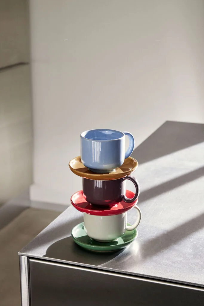 Amare Cup/Saucer Sand/Green by Hübsch – interior photo 6 of 7