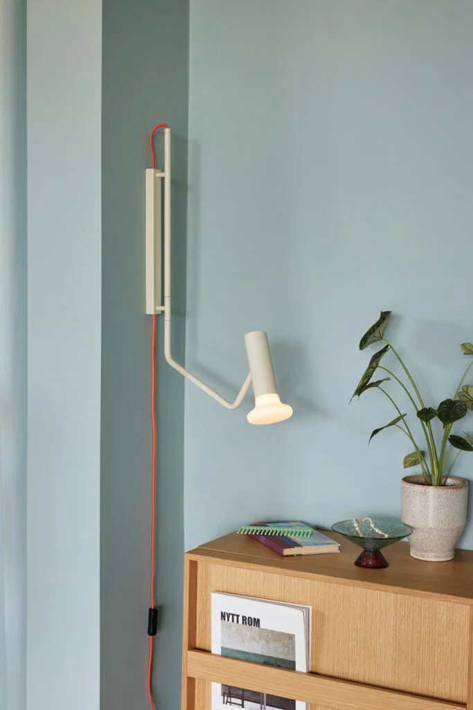 Wally Wall Lamp van Hübsch – sfeerfoto 1 van 3