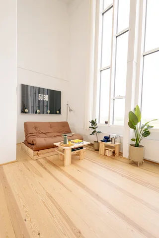 JAPAN SIDE TABLE CAROB BROWN van Karup Design – sfeerfoto 5 van 6
