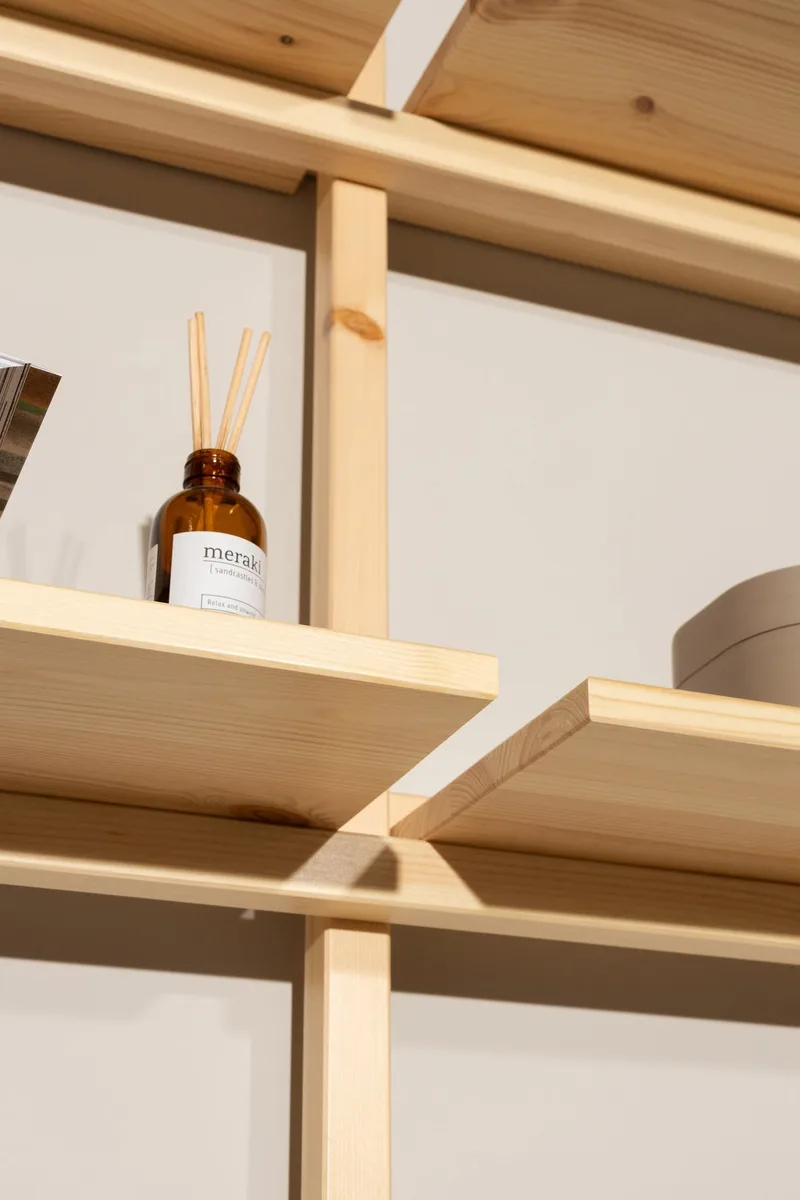 GROOVE SHELVING BIG RAW by Karup Design – interior photo 13 of 17