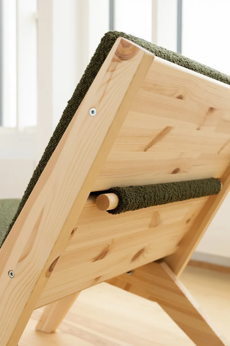 SWAY LOUNGE CHAIR RAW W. PEBBLE BEIGE MATTRESS by Karup Design – interior photo 10 of 13