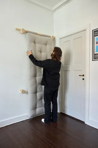 HOOKED RAW 75 x 200 W. BRAVO MATTRESS FUDGE BROWN by Karup Design – interior photo 11 of 13
