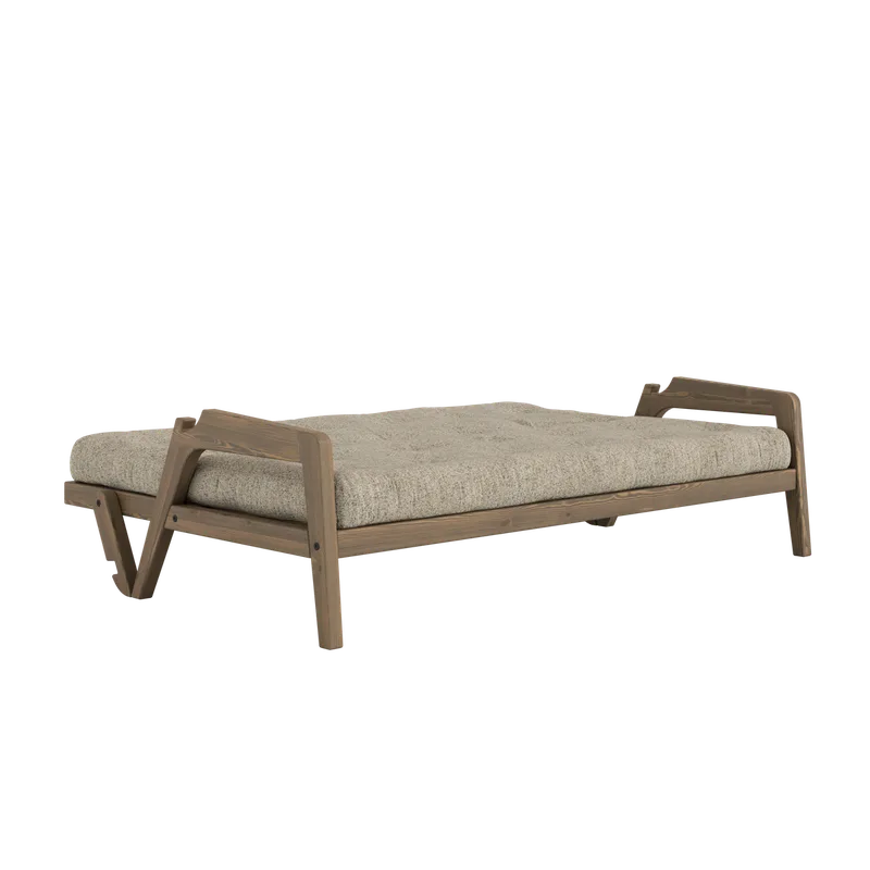 GRAB CAROB BROWN LACQUERED W. 5-LAYER MIXED MATTRESS WARM SAND van Karup Design – productfoto 1 van 10