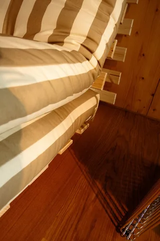 ROOTS RAW 90 X 200 W. ROOTS MATTRESS CREAM-SAND van Karup Design – sfeerfoto 10 van 12