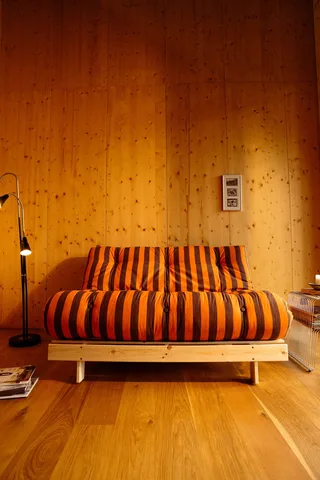 ROOTS RAW 160 X 200 W. ROOTS MATTRESS ORANGE-BROWN van Karup Design – sfeerfoto 10 van 11
