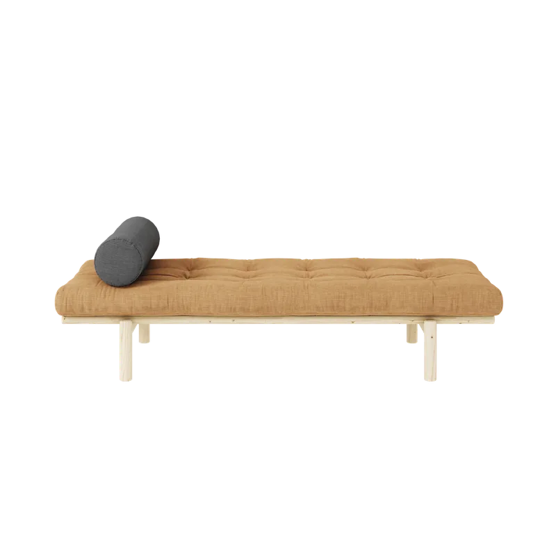 NEXT DAYBED CLEAR LACQUERED W. 4-LAYER MIXED MATTRESS FUDGE BROWN van Karup Design – productfoto 1 van 7